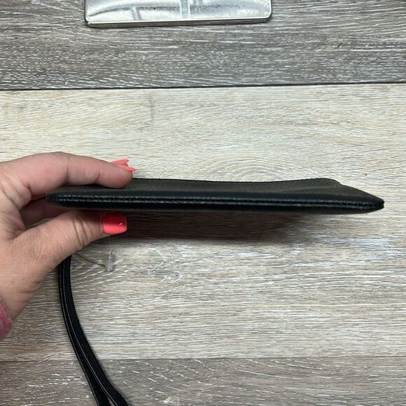 NWOT coach black wristlet - Picture 3 of 5